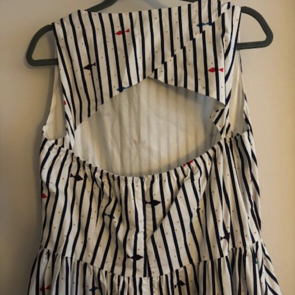 RARE FIND MODCLOTH/Frock Shop - open back fit & flare dress w/pockets size L - Picture 5 of 8